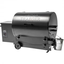 Traeger Tailgater 20